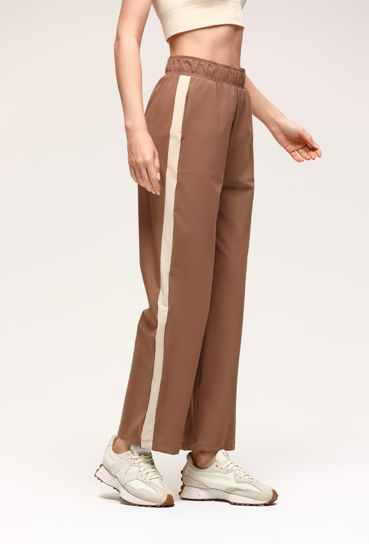 DESERT Women’s Pants